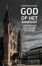 God op het binnenhof
